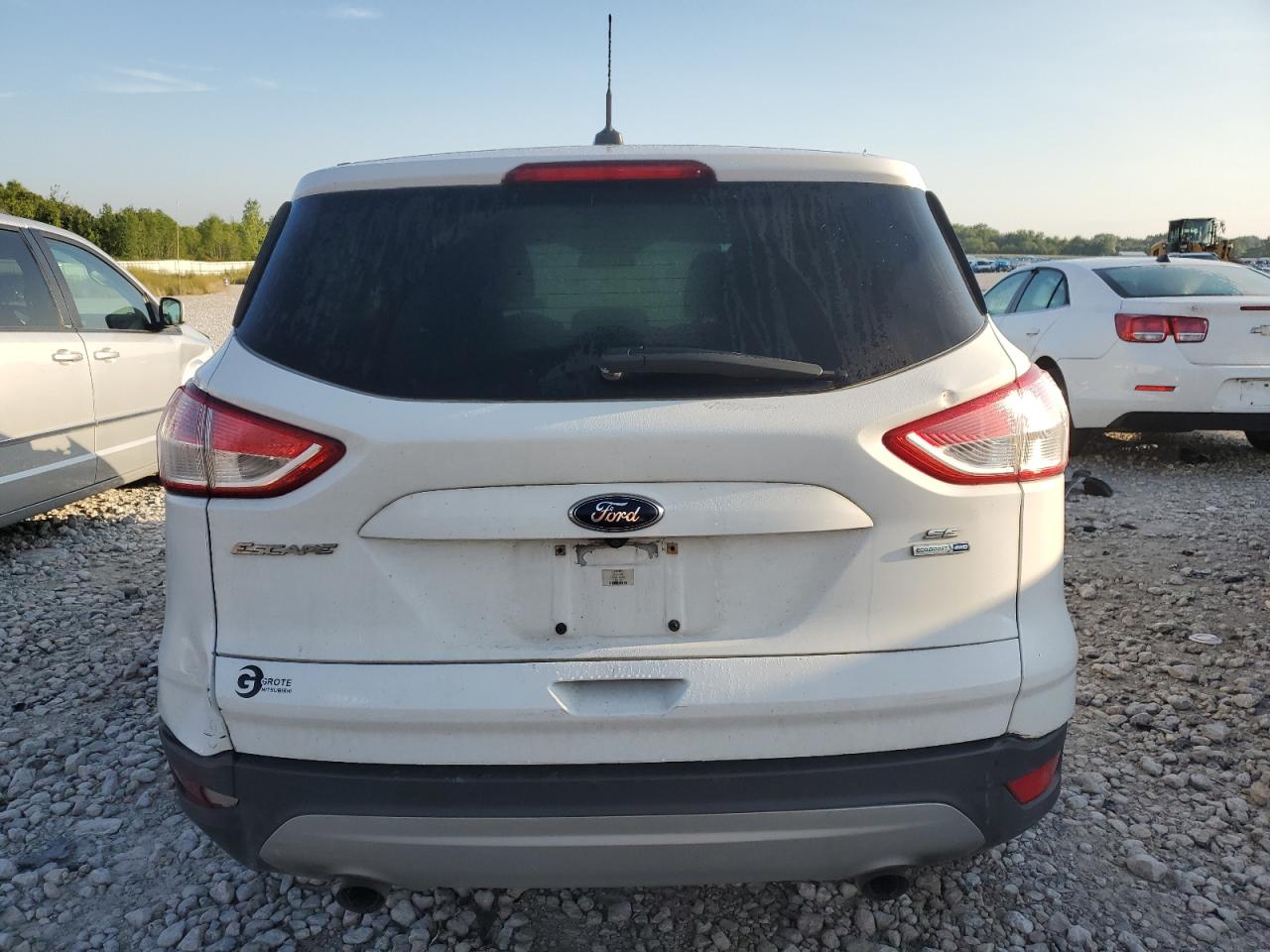 2016 Ford Escape VIN 1FMCU9G95GUB41137 Copart auction photo, front end damage thumbnail 6