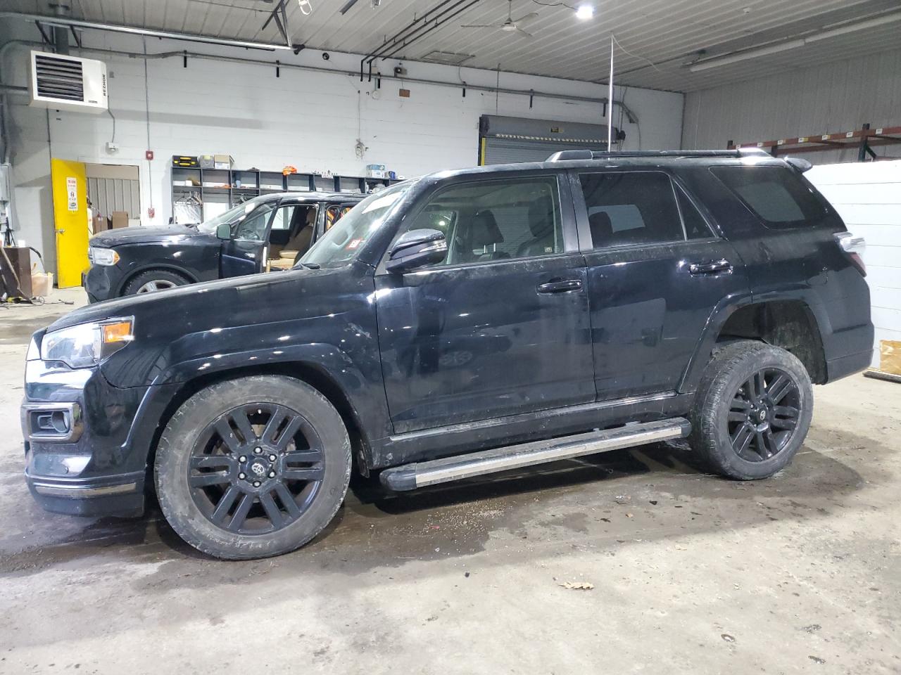 2019 Toyota 4Runner VIN JTEBU5JR9K5647800