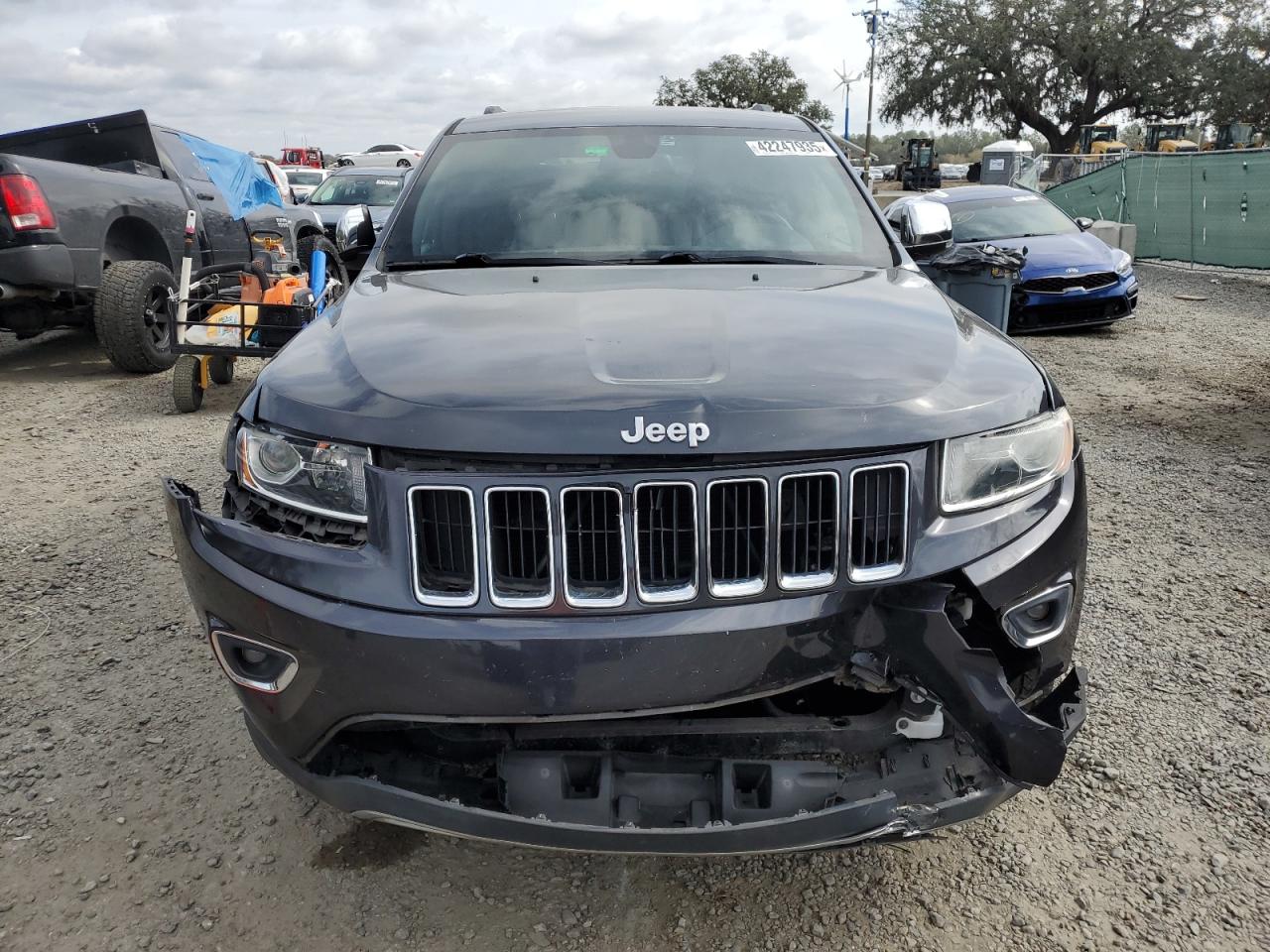 2015 Jeep Grand Cherokee VIN 1C4RJEBG4FC957556 Copart auction photo, front end damage thumbnail 5