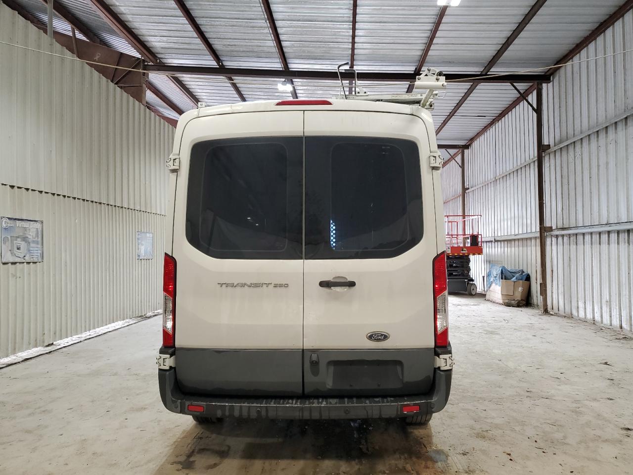 2017 Ford Transit VIN 1FTYR1CM5HKA58246 Copart auction photo, side damage thumbnail 6