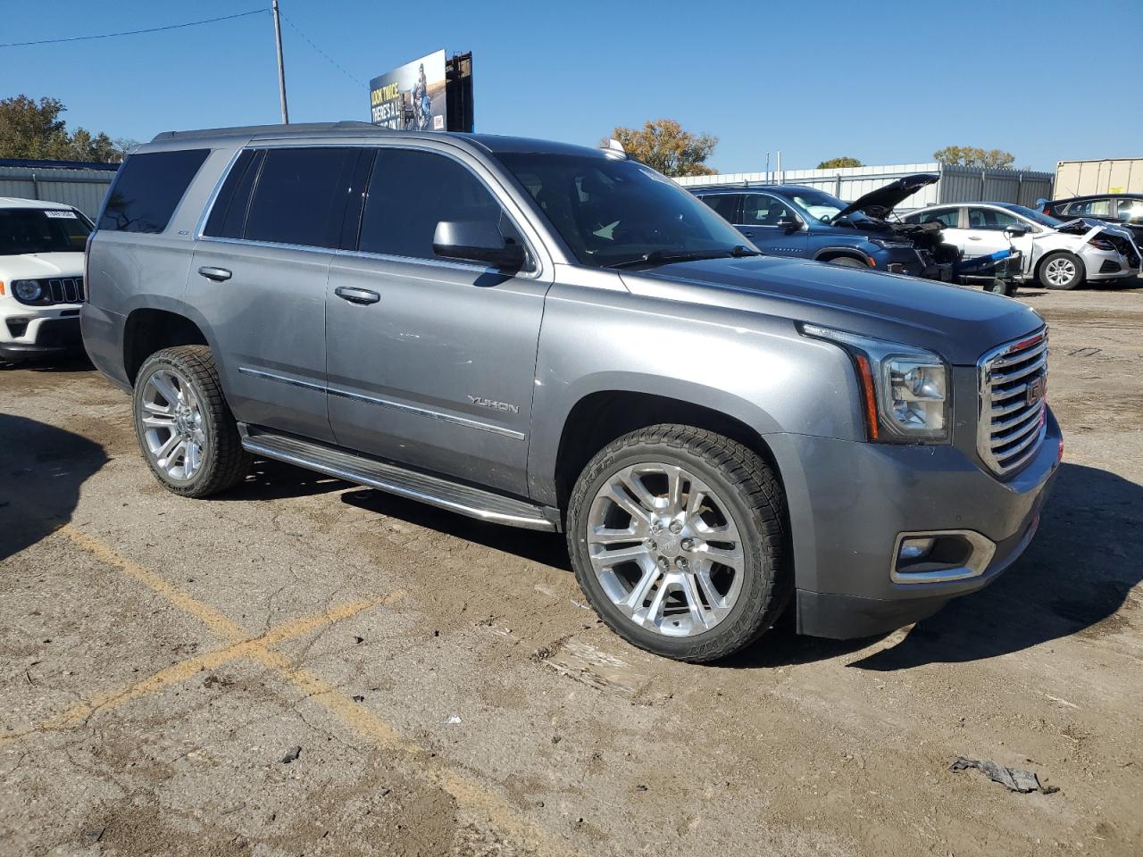 2019 GMC Yukon VIN 1GKS2BKCXKR380618 Copart auction photo, front end damage thumbnail 4
