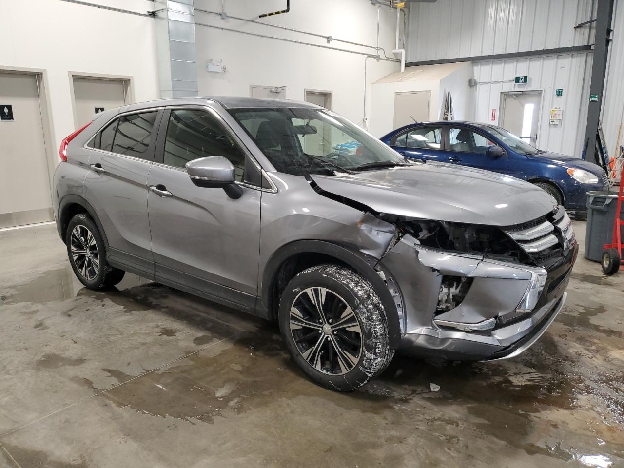 2020 Mitsubishi Eclipse VIN JA4AT4AA8LZ611625 Copart auction photo, front end / minor dent/scratches damage thumbnail 4