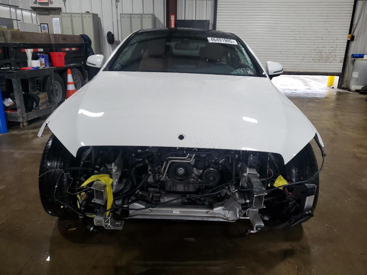 2017 Mercedes-Benz C-klasse VIN WDDWJ4KB6HF379243 Copart auction photo, front end damage thumbnail 5