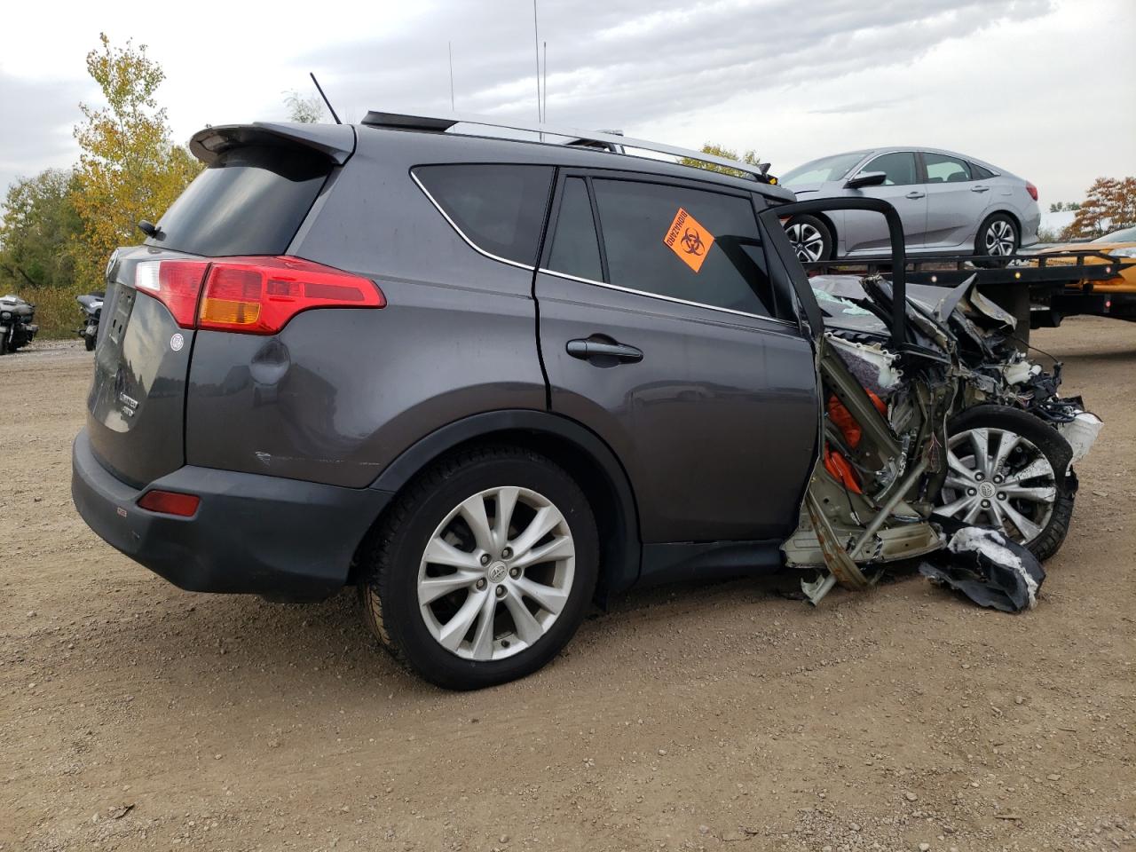 2015 Toyota RAV 4 VIN 2T3DFREVXFW360812 Copart auction photo, front end / side damage thumbnail 3