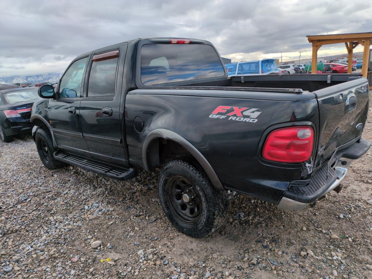 2002 Ford F-150 VIN 1FTRW08L62KD89268 Copart auction photo, rear end damage thumbnail 2