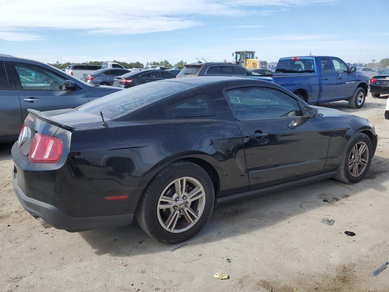 2011 Ford Mustang VIN 1ZVBP8AM5B5116642 Copart auction photo, front end damage thumbnail 4