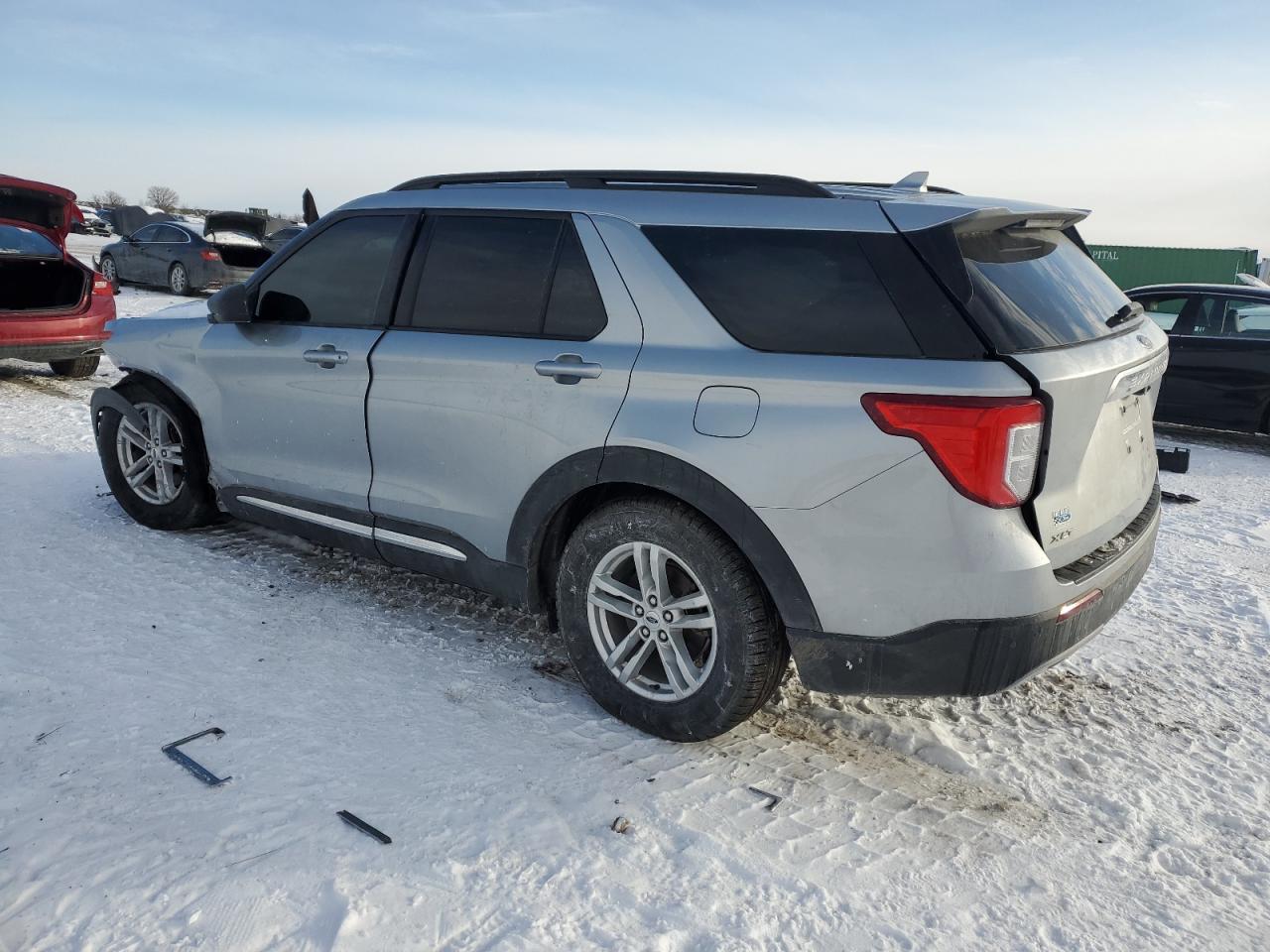 2020 Ford Explorer VIN 1FMSK8DH7LGB72583 Copart auction photo, front end / side damage thumbnail 2