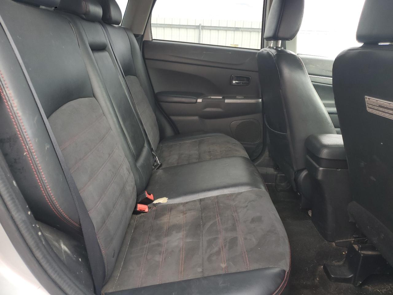 2018 Mitsubishi Outlander VIN JA4AR3AW1JZ033627 Copart auction photo, front end / side damage thumbnail 11