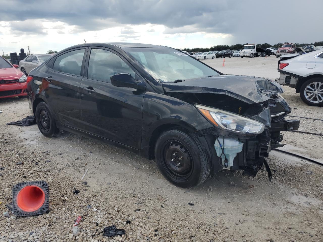 2016 Hyundai Accent VIN KMHCT4AE7GU039222 Copart auction photo, front end / rear end damage thumbnail 4