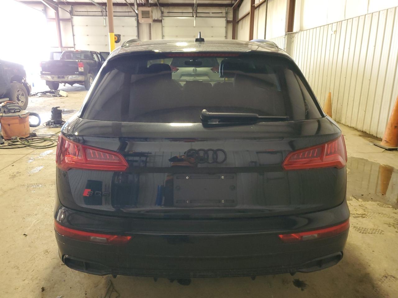 2020 Audi SQ5 VIN WA1B4AFY9L2010979 Copart auction photo, side / mechanical damage thumbnail 6