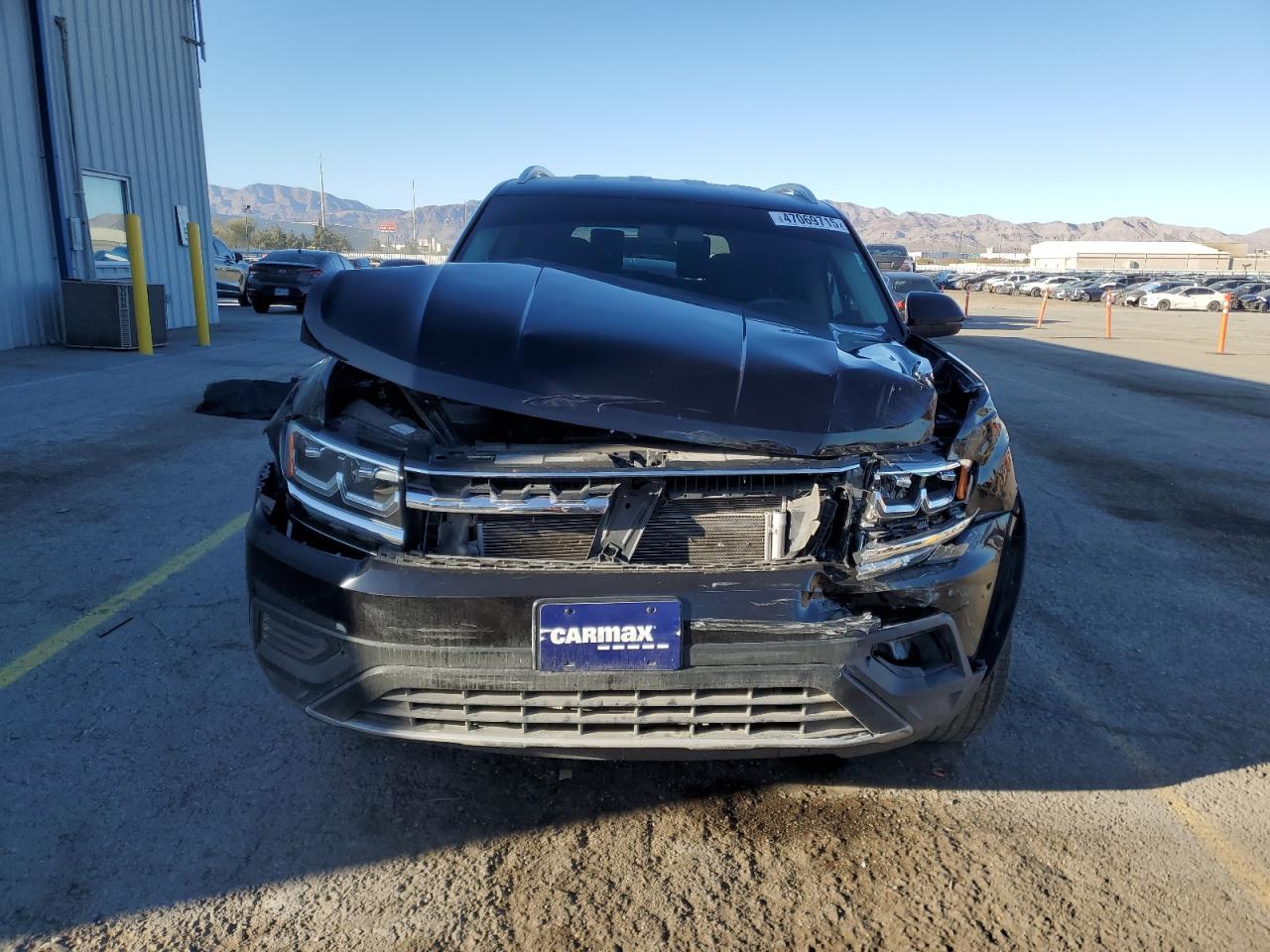 2018 Volkswagen Atlas VIN 1V2GR2CA0JC545974 Copart auction photo, front end damage thumbnail 5