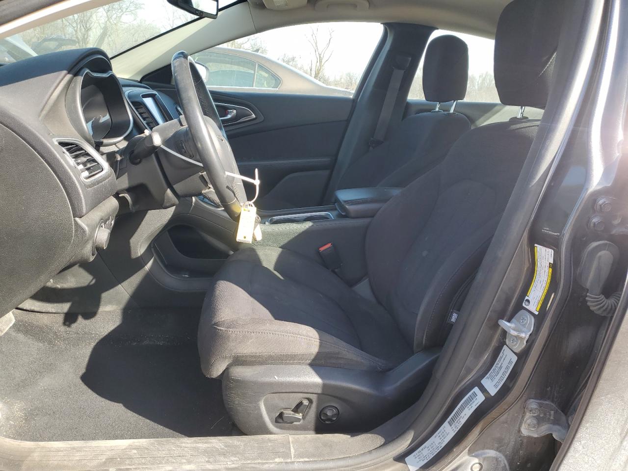2015 Chrysler 200 VIN 1C3CCCAB6FN655334 Copart auction photo, rear end damage thumbnail 7