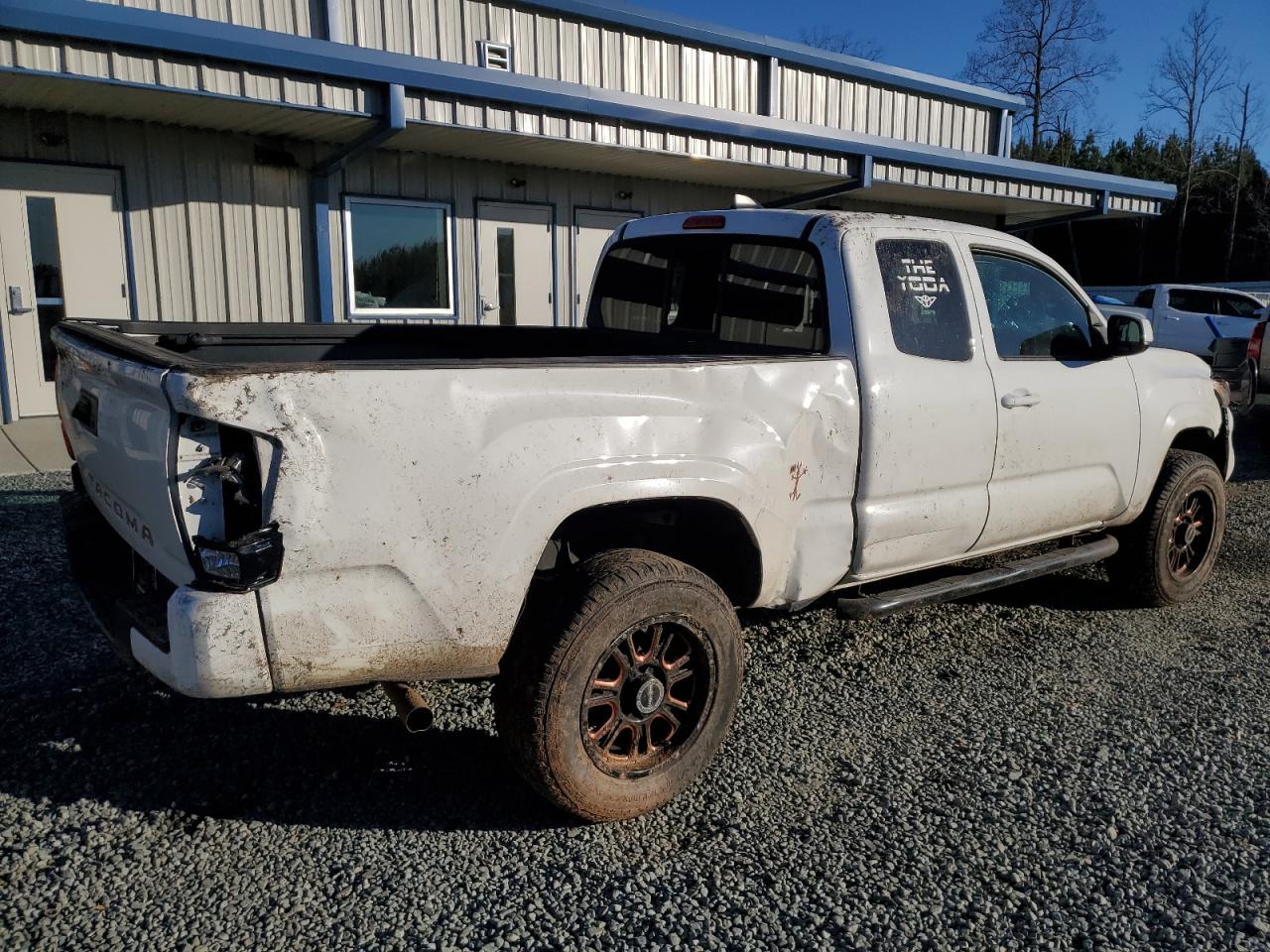 2020 Toyota Tacoma VIN 3TYRX5GN7LT001542 Copart auction photo, all over damage thumbnail 3
