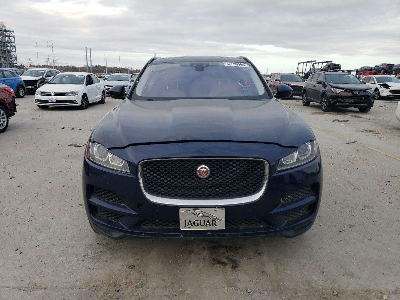 2017 Jaguar F-Pace VIN SADCJ2BN8HA091544 Copart auction photo, mechanical damage thumbnail 5