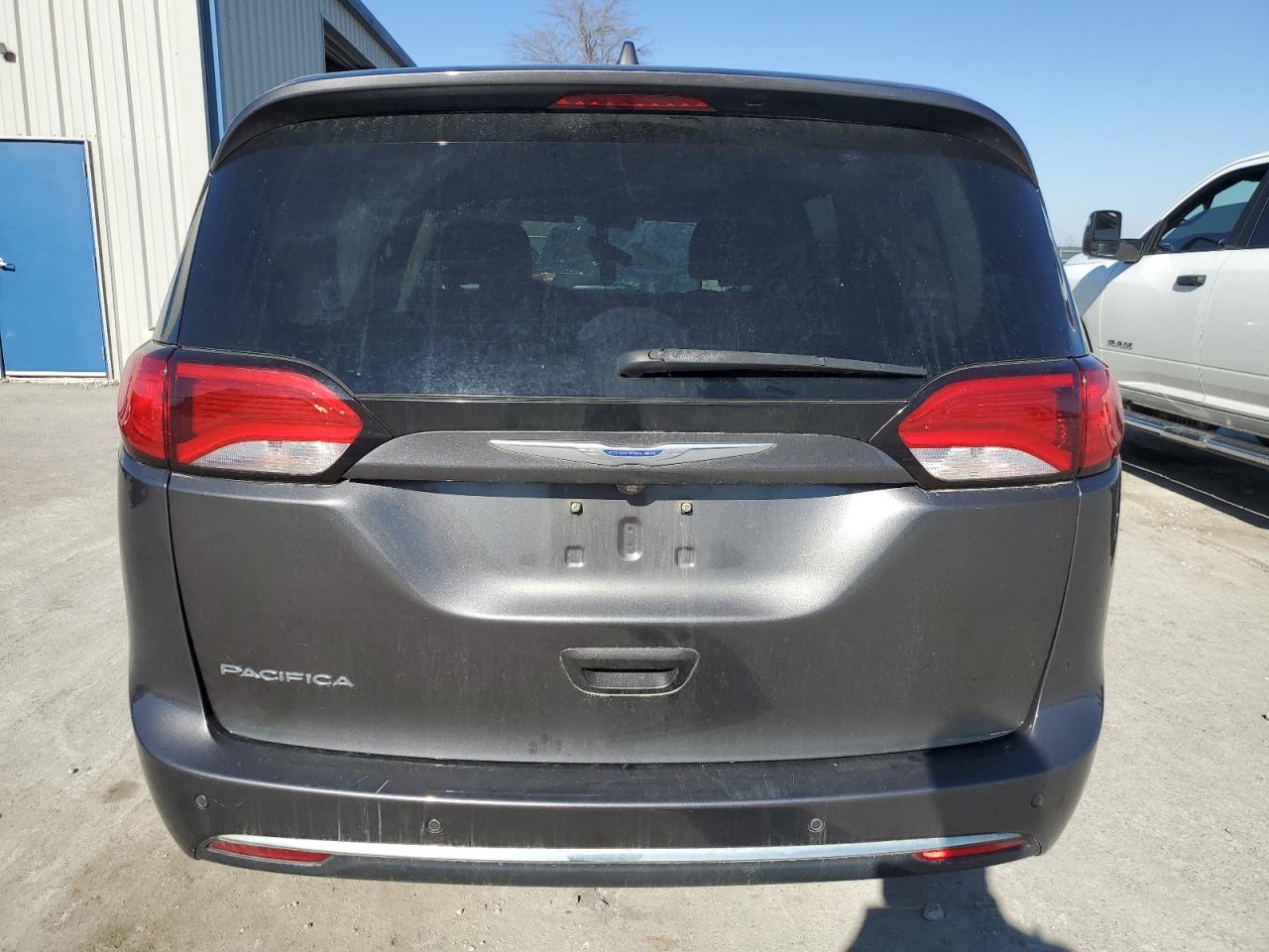 2018 Chrysler Pacifica VIN 2C4RC1BGXJR193196 Copart auction photo, front end / top/roof damage thumbnail 6