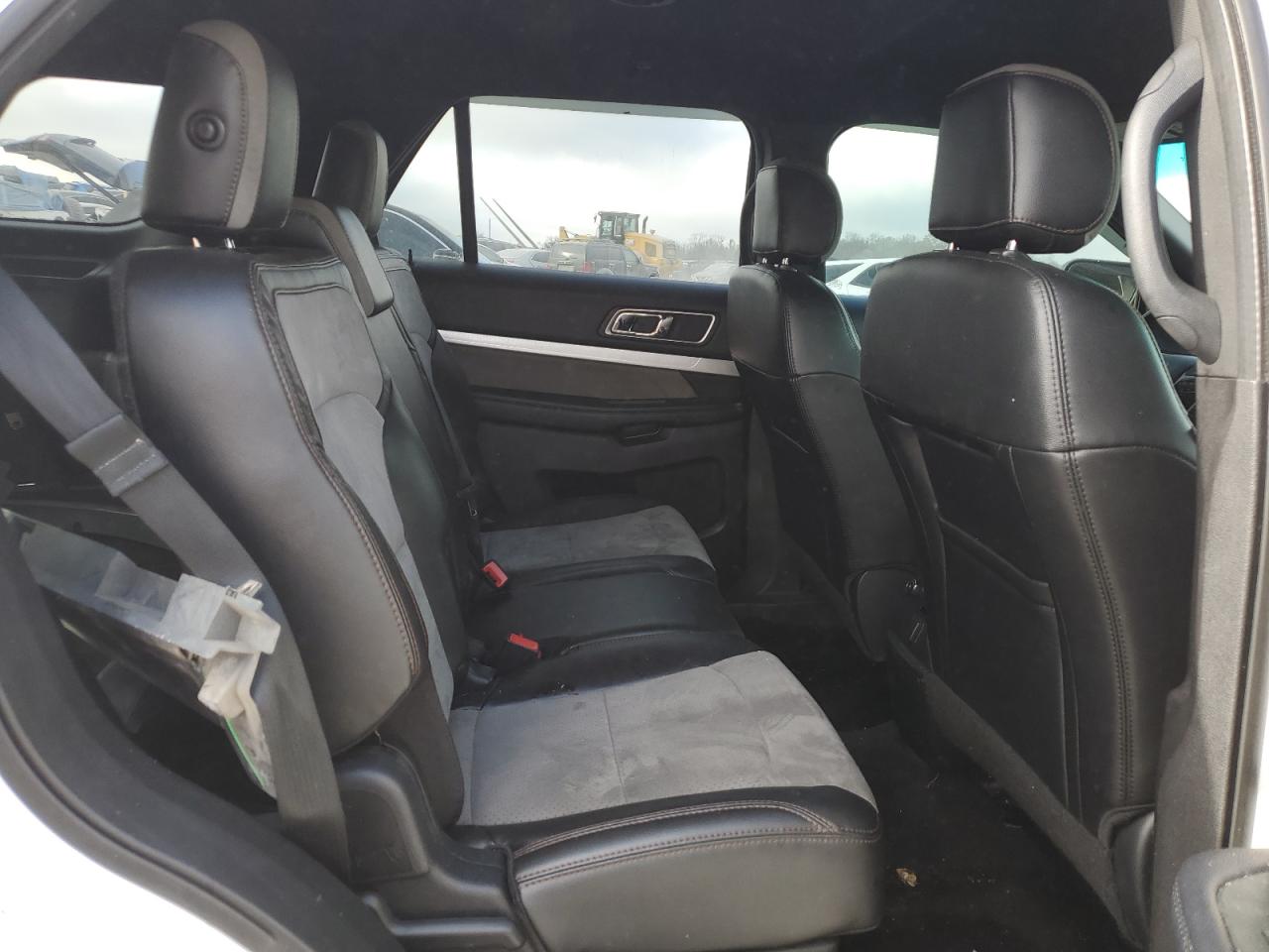 2017 Ford Explorer VIN 1FM5K7D86HGA84106 Copart auction photo, side / minor dent/scratches damage thumbnail 11