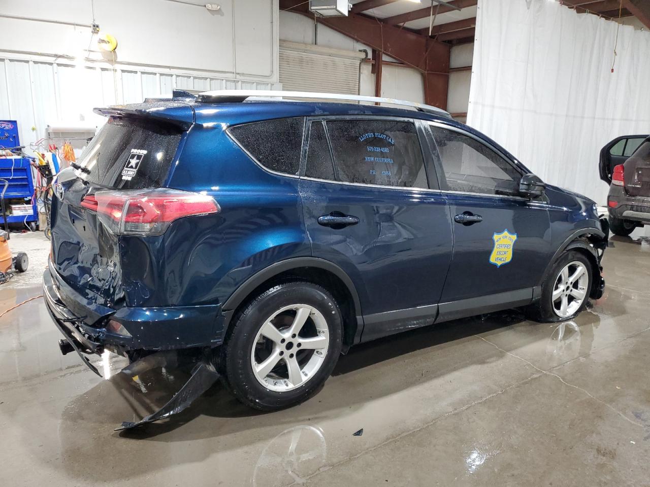 2017 Toyota RAV 4 VIN JTMBFREV6HJ113196 Copart auction photo, rear end / front end damage thumbnail 3