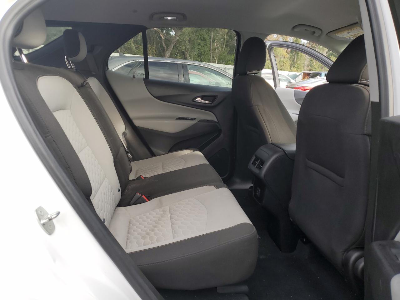 2020 Chevrolet Equinox VIN 2GNAXKEV7L6168897 Copart auction photo, front end / rear end damage thumbnail 11