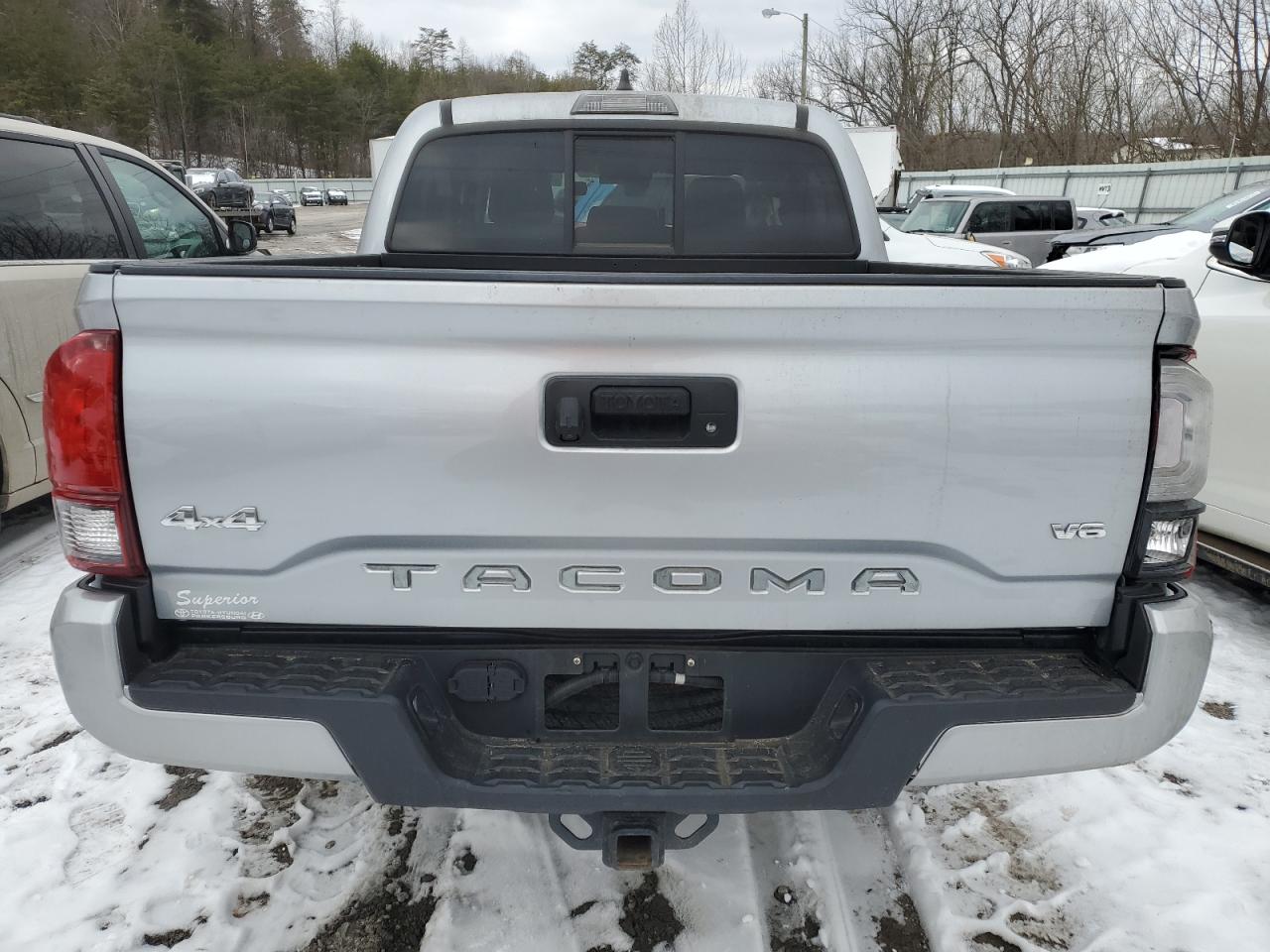 2022 Toyota Tacoma VIN 3TMCZ5AN4NM468053 Copart auction photo, front end / undercarriage damage thumbnail 6