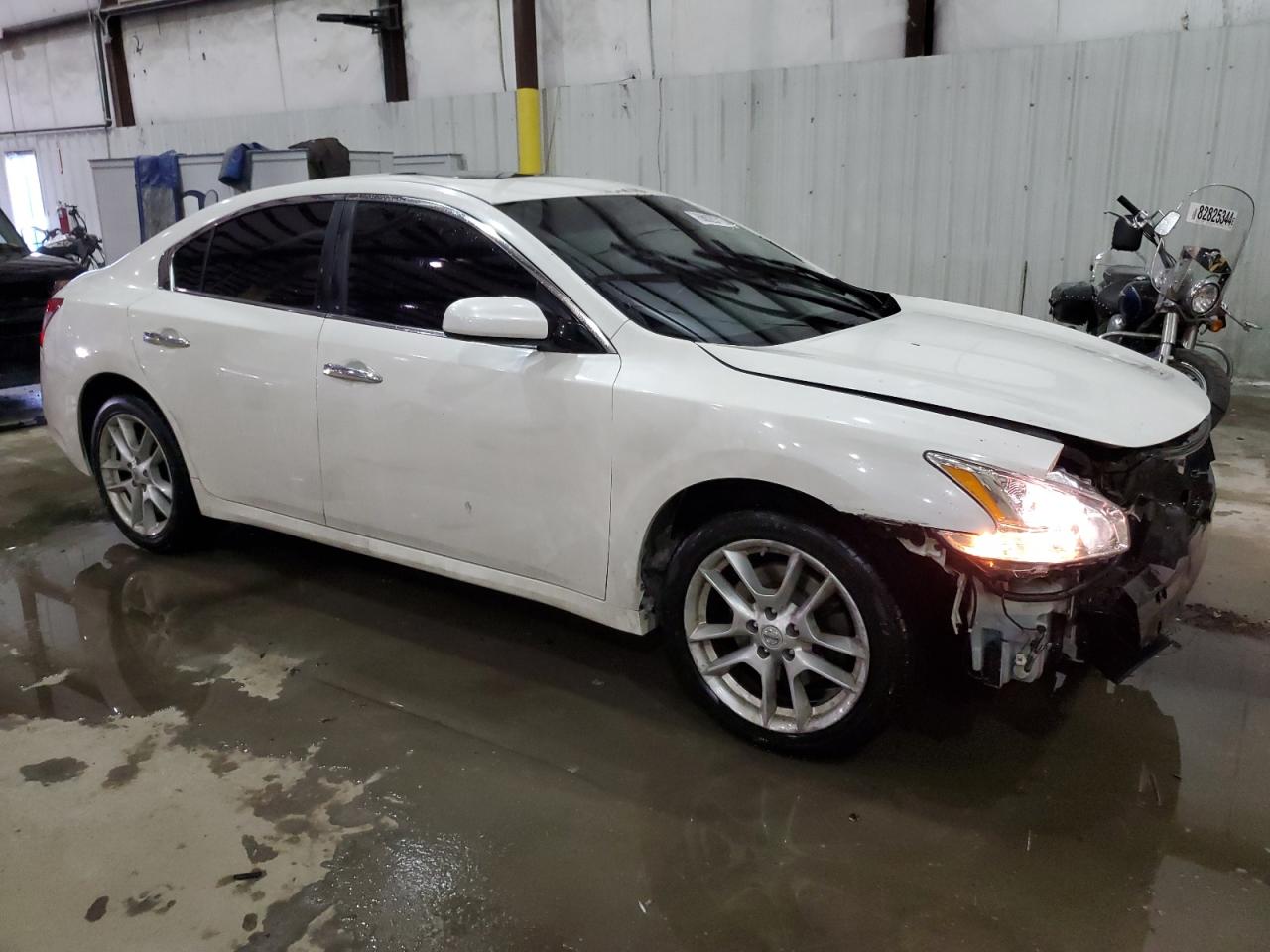 2010 Nissan Maxima VIN 1N4AA5APXAC808713 Copart auction photo, front end damage thumbnail 4