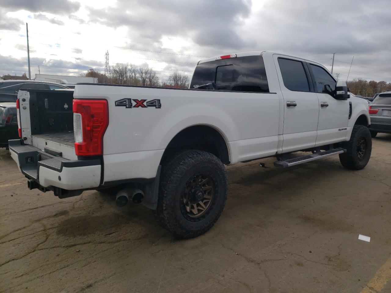 2018 Ford F250 VIN 1FT7W2BT3JEC50398 Copart auction photo, front end / all over damage thumbnail 3