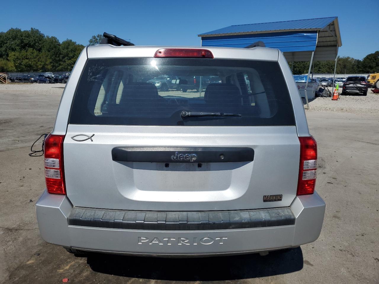 2008 Jeep Liberty (Patriot) VIN 1J8FT28W08D622830 Copart auction photo, front end / side damage thumbnail 6