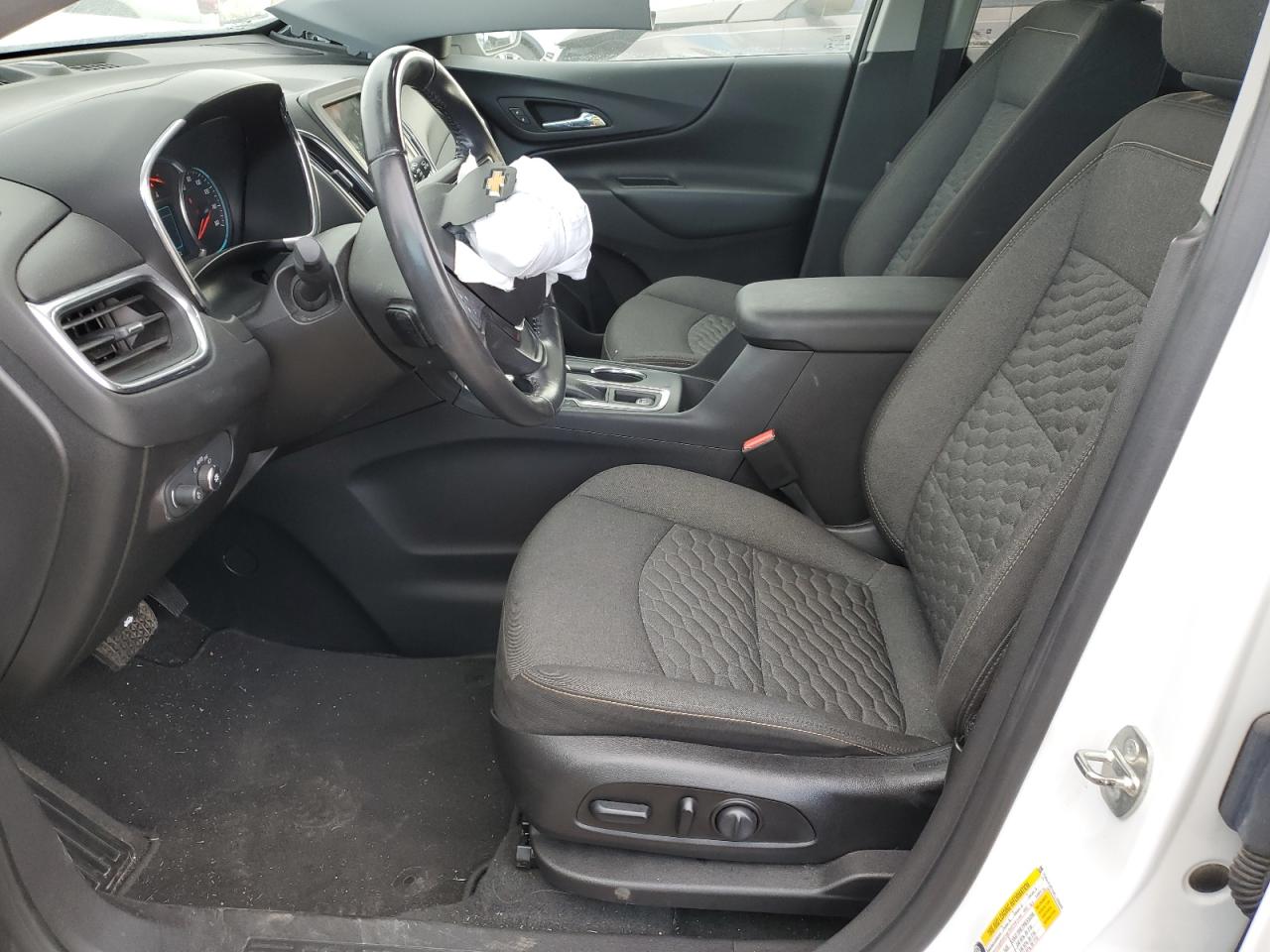2019 Chevrolet Equinox VIN 3GNAXUEV4KL195609 Copart auction photo, front end damage thumbnail 7