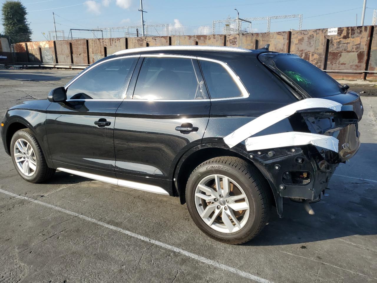 2020 Audi Q5 VIN WA1ANAFYXL2002429 Copart auction photo, rear end damage thumbnail 2