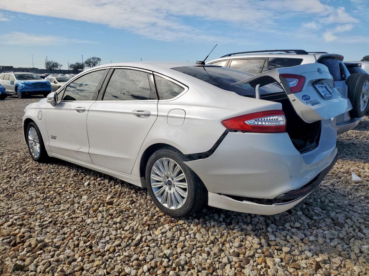 2016 Ford Fusion VIN 3FA6P0PU9GR193148 Copart auction photo, rear end damage thumbnail 2