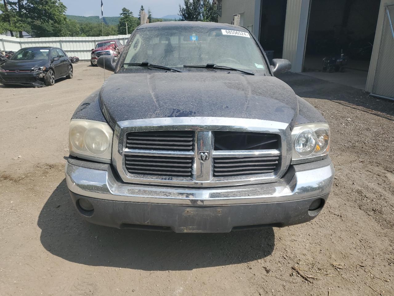 2005 Dodge Dakota VIN 1D7HW42N05S225697 Copart auction photo, rear end / minor dent/scratches damage thumbnail 5