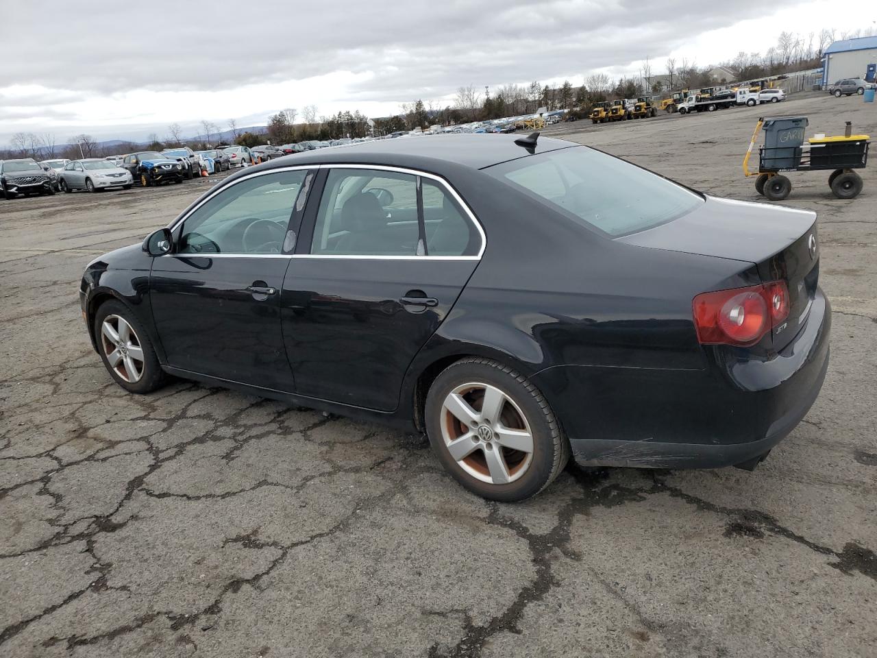 2008 Volkswagen Jetta VIN 3VWRZ71K78M061342 Copart auction photo, front end / mechanical damage thumbnail 2