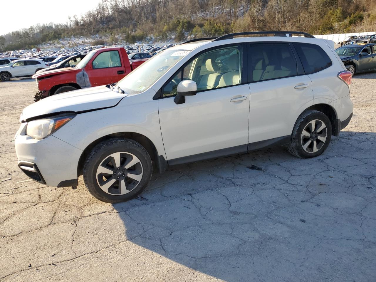 2018 Subaru Forester VIN JF2SJAEC3JH473376