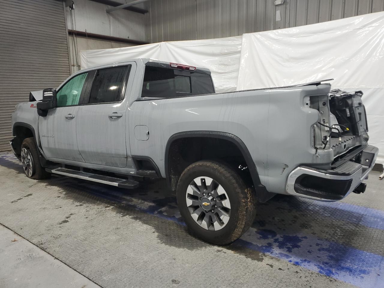 2024 Chevrolet Silverado VIN 2GC4YNEY8R1175863 Copart auction photo, front end / rear end damage thumbnail 2