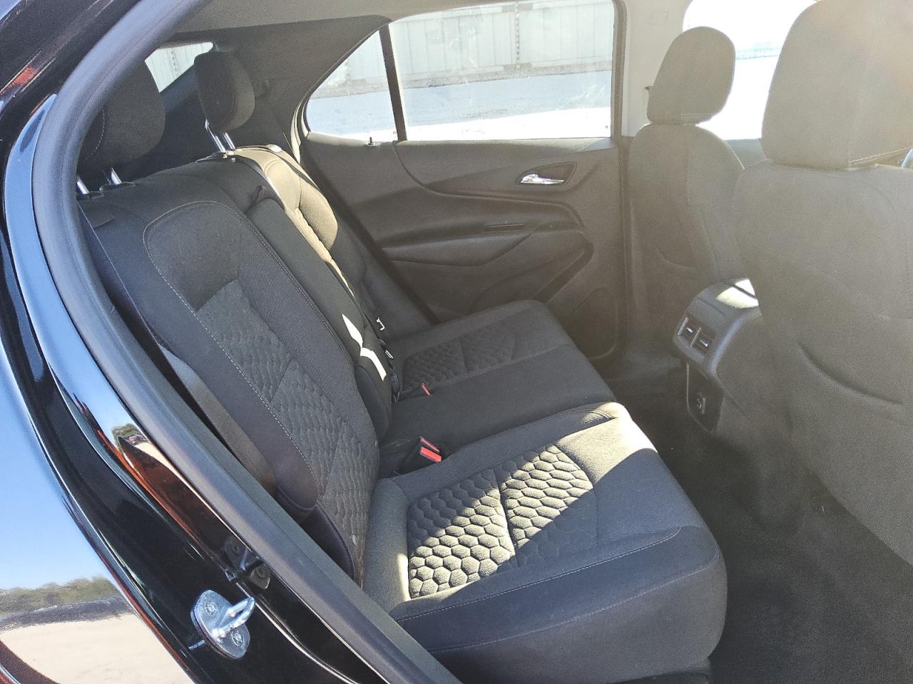 2020 Chevrolet Equinox VIN 3GNAXKEV9LL239044 Copart auction photo, front end / all over damage thumbnail 11