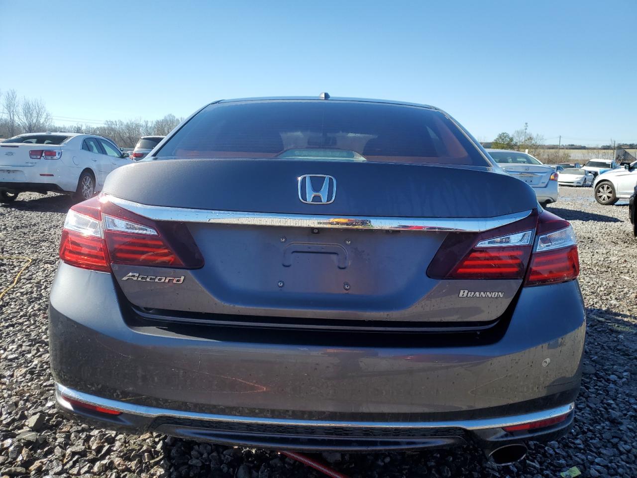 2017 Honda Accord VIN 1HGCR2F87HA168530 Copart auction photo, front end / minor dent/scratches damage thumbnail 6