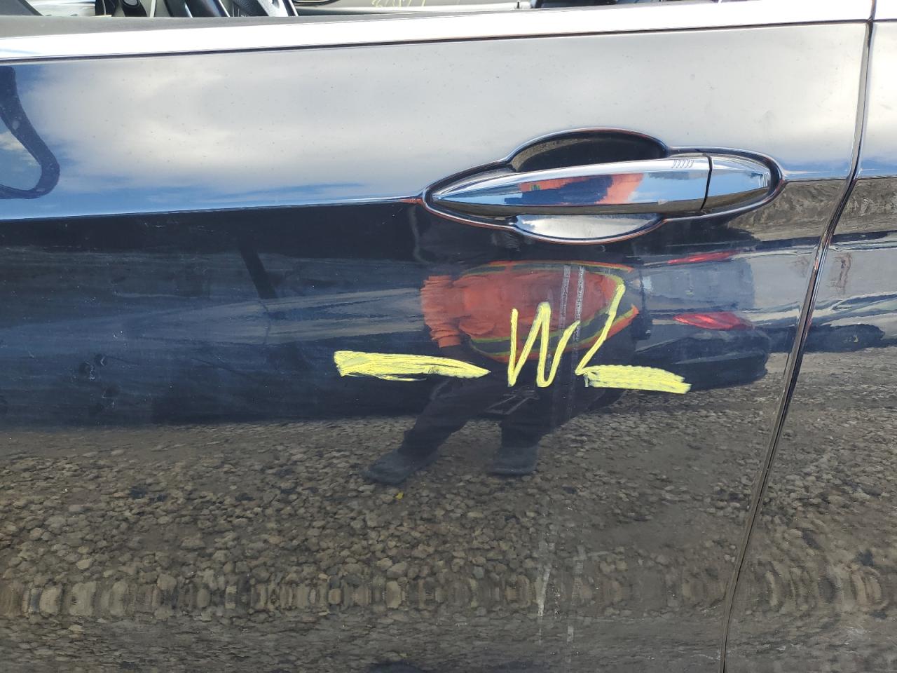 2018 BMW X5 VIN 5UXKR6C57J0U15177 Copart auction photo, water/flood / minor dent/scratches damage thumbnail 12