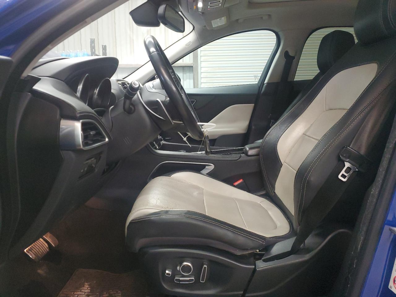 2018 Jaguar F-Pace VIN SADCL2EV1JA243384 Copart auction photo, undercarriage / minor dent/scratches damage thumbnail 7
