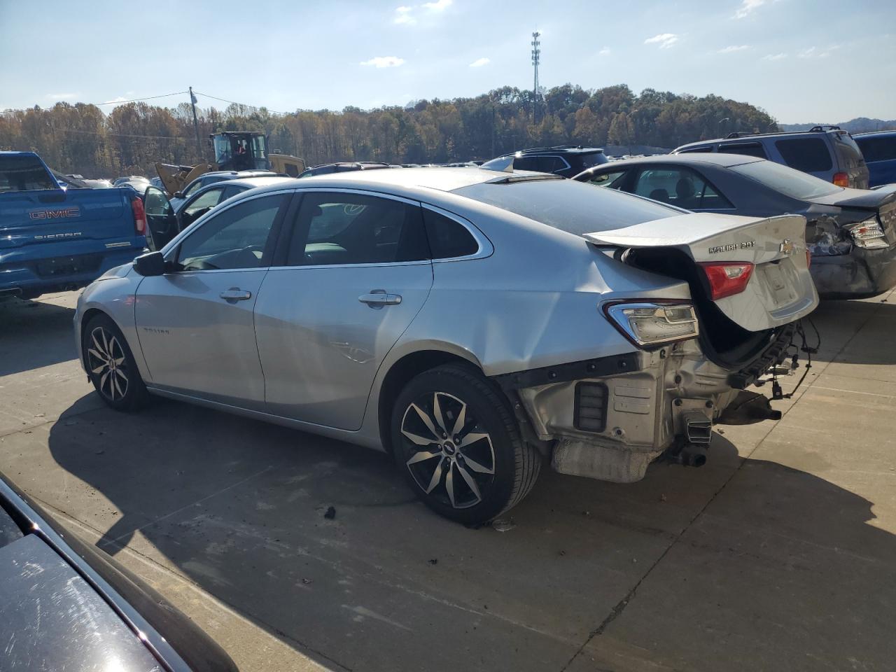 2016 Chevrolet Malibu VIN 1G1ZF5SX5GF330830 Copart auction photo, rear end / minor dent/scratches damage thumbnail 2