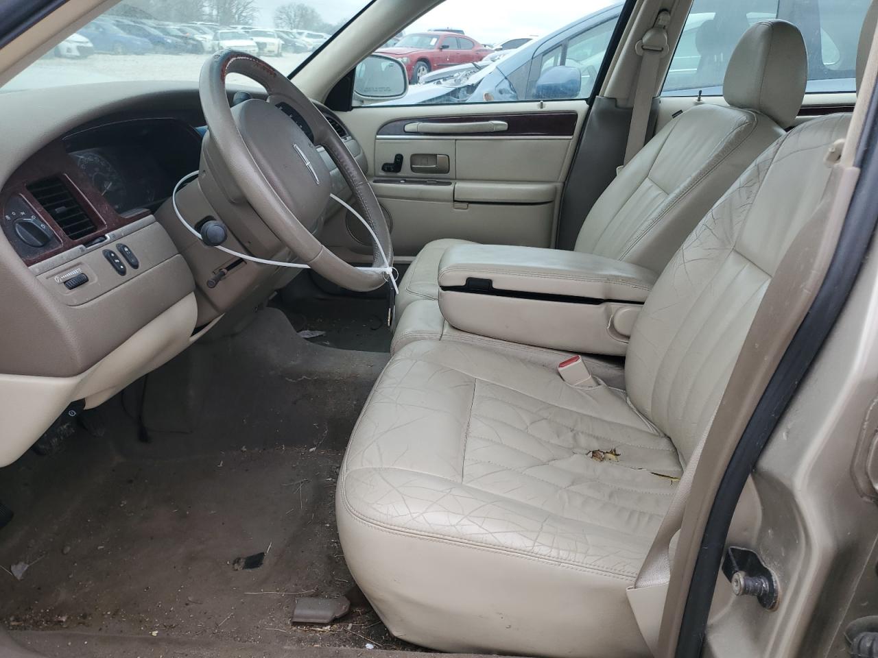 2005 Lincoln Town Car VIN 1LNHM81W15Y646452 Copart auction photo, all over damage thumbnail 7