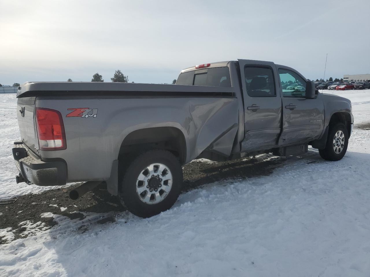 2014 GMC Sierra VIN 1GT121C89EF116971 Copart auction photo, side damage thumbnail 3