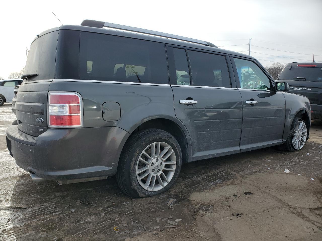 2018 Ford Flex VIN 2FMHK6C8XJBA22004 Copart auction photo, side / undercarriage damage thumbnail 3