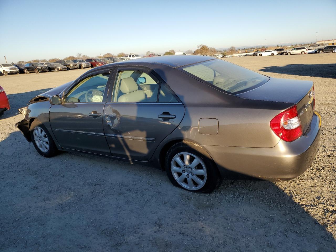 2004 Toyota Camry VIN 4T1BE30K44U836367 Copart auction photo, front end / side damage thumbnail 2