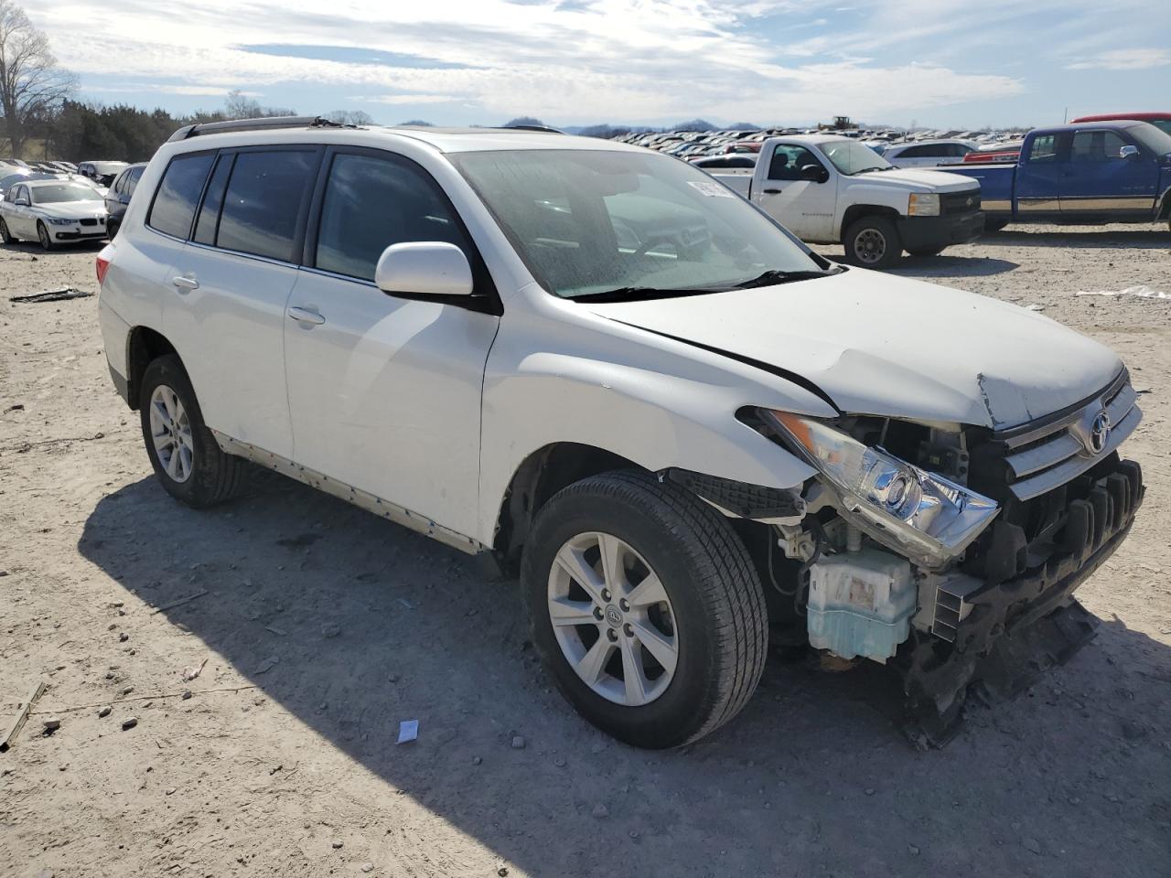 2012 Toyota Highlander VIN 5TDBK3EH5CS174053 Copart auction photo, all over / front end damage thumbnail 4