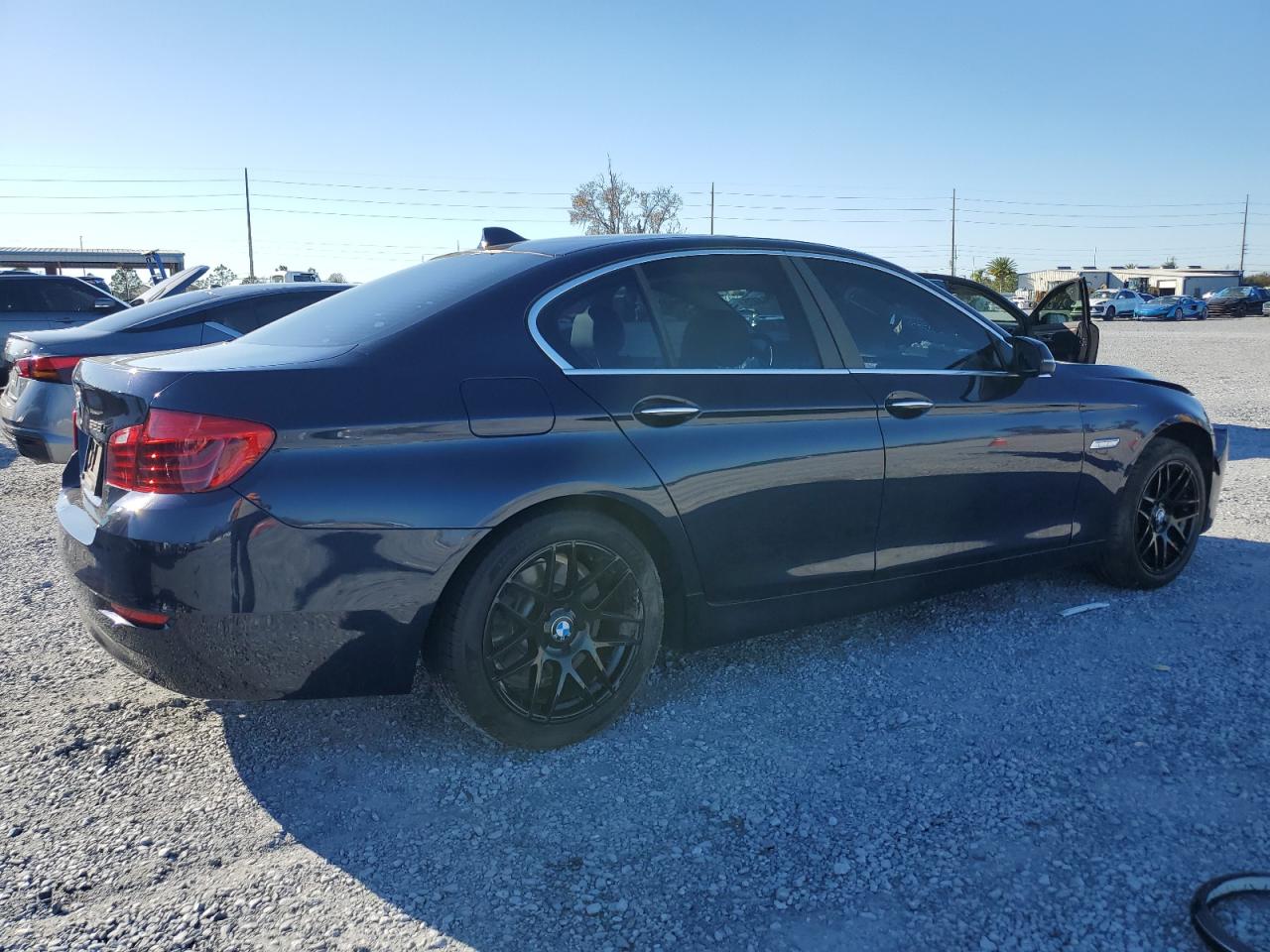 2016 BMW 5er VIN WBA5A5C5XGD525591 Copart auction photo, front end damage thumbnail 3