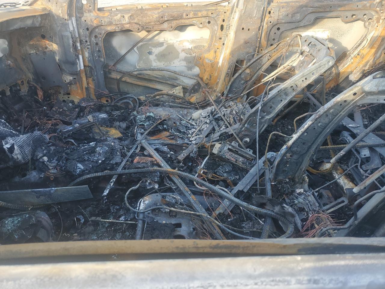 2014 Jeep Grand Cherokee VIN 1C4RJFDJ8EC290018 Copart auction photo, burn damage thumbnail 7