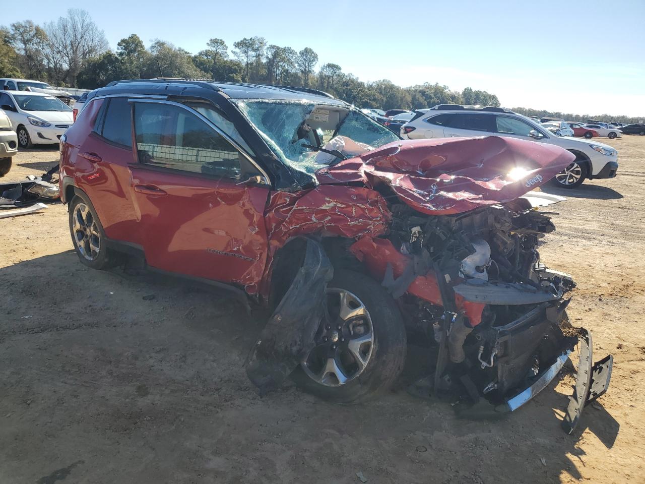2019 Jeep Compass VIN 3C4NJDCB3KT669344 Copart auction photo, front end / side damage thumbnail 4