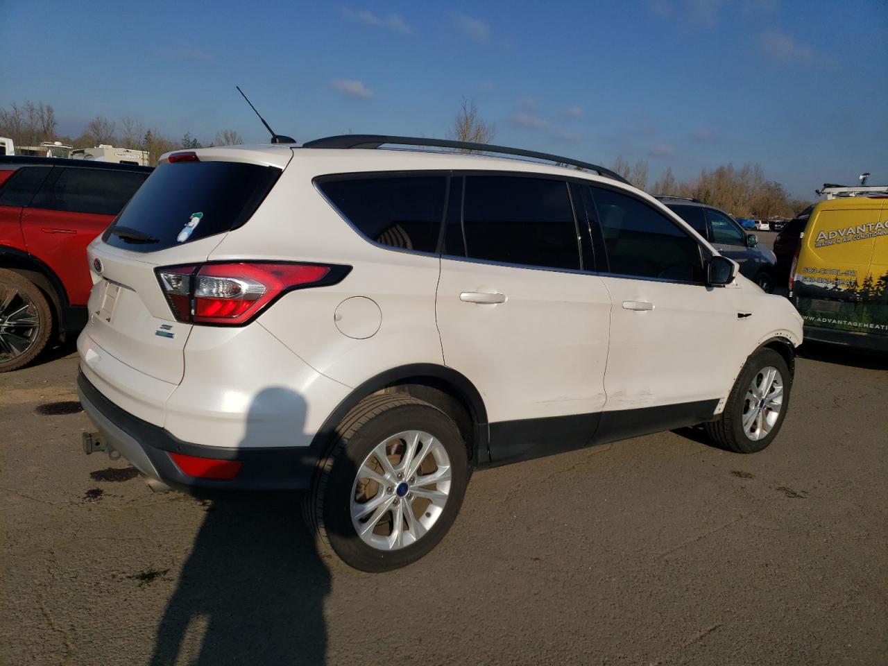 2017 Ford Escape VIN 1FMCU9G99HUB82078 Copart auction photo, front end damage thumbnail 3