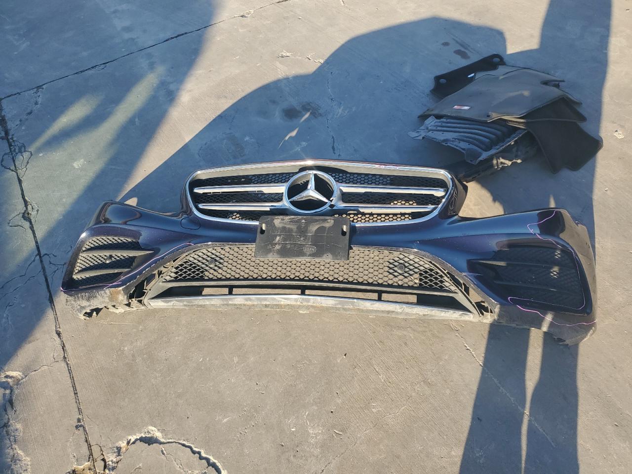 2018 Mercedes-Benz E-klasse VIN WDDZF4JB0JA478059 Copart auction photo, front end damage thumbnail 12