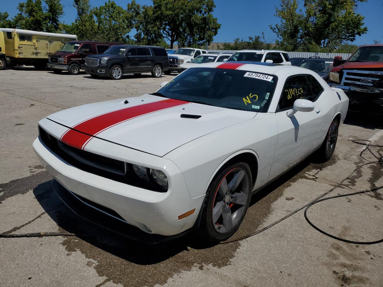 2013 Dodge Challenger VIN 2C3CDYAG4DH545023