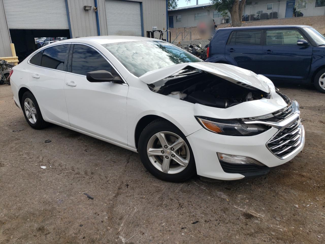 2019 Chevrolet Malibu VIN 1G1ZC5ST5KF183665 Copart auction photo, front end / side damage thumbnail 4